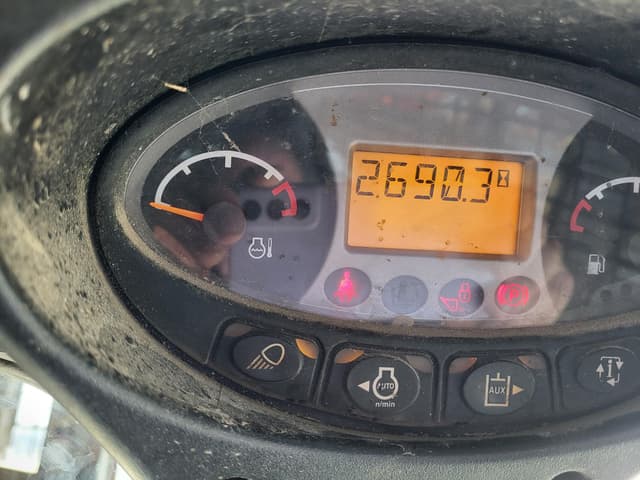 Image of Bobcat S650 equipment image 4