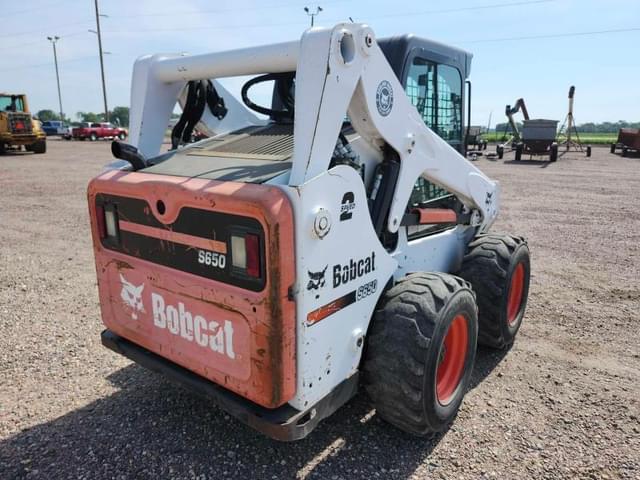Image of Bobcat S650 equipment image 2