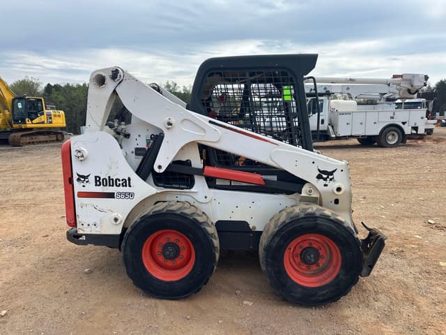 Image of Bobcat S650 equipment image 3