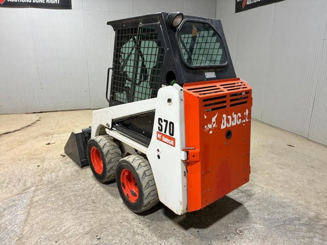 Image of Bobcat S70 equipment image 2