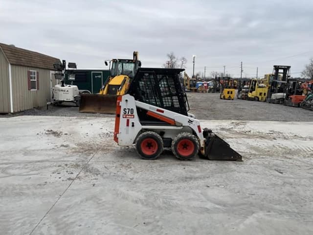 Image of Bobcat S70 equipment image 4