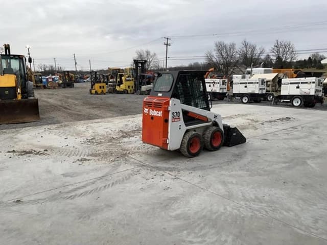 Image of Bobcat S70 equipment image 3