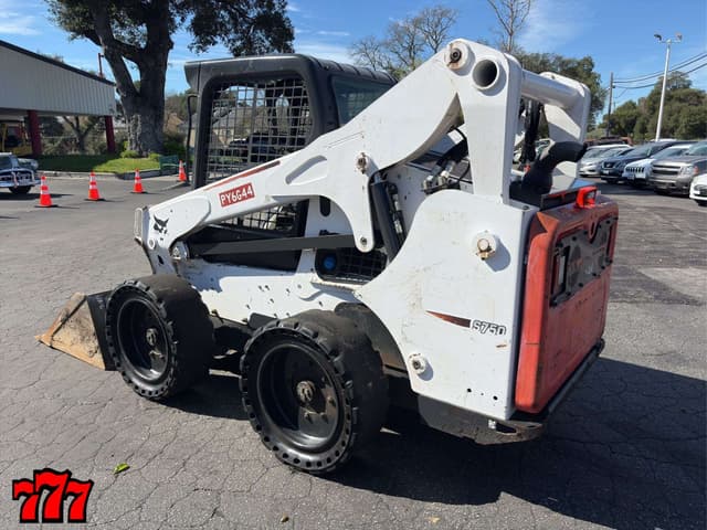 Image of Bobcat S750 equipment image 3