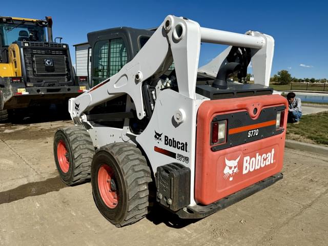 Image of Bobcat S770 equipment image 3