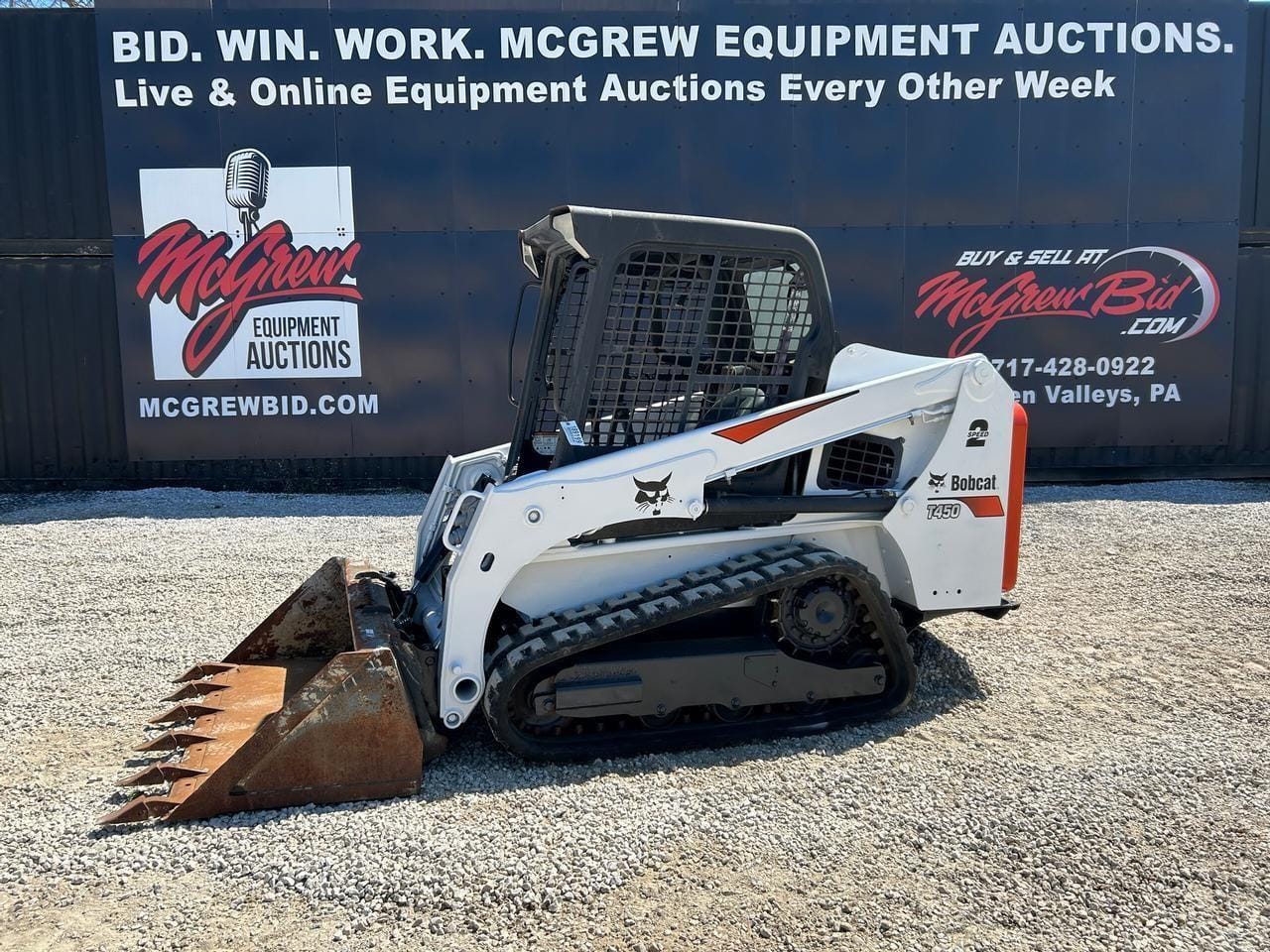 2016 Bobcat T450 Equipment Image0