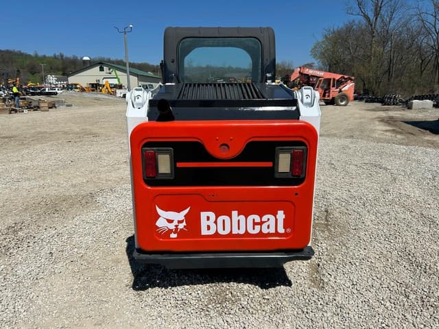 Image of Bobcat T450 equipment image 2