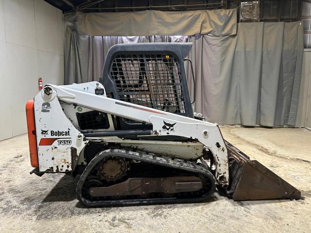 Image of Bobcat T450 equipment image 4