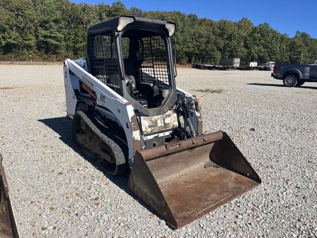 Image of Bobcat T450 equipment image 4