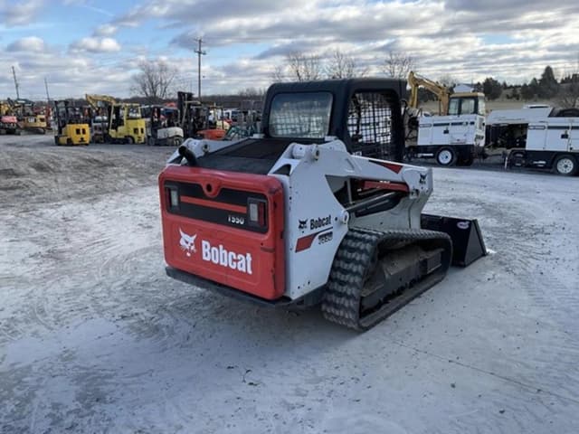 Image of Bobcat T550 equipment image 3