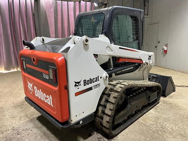 Image of Bobcat T550 equipment image 4