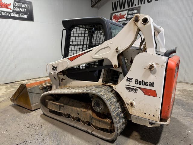 Image of Bobcat T590 equipment image 2