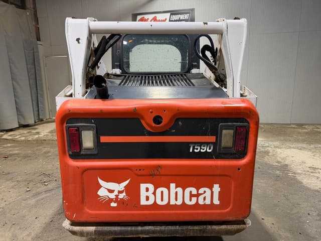 Image of Bobcat T590 equipment image 3