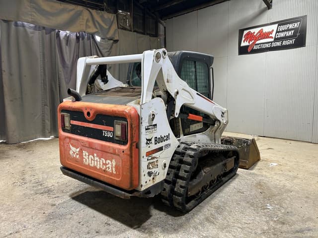 Image of Bobcat T590 equipment image 3