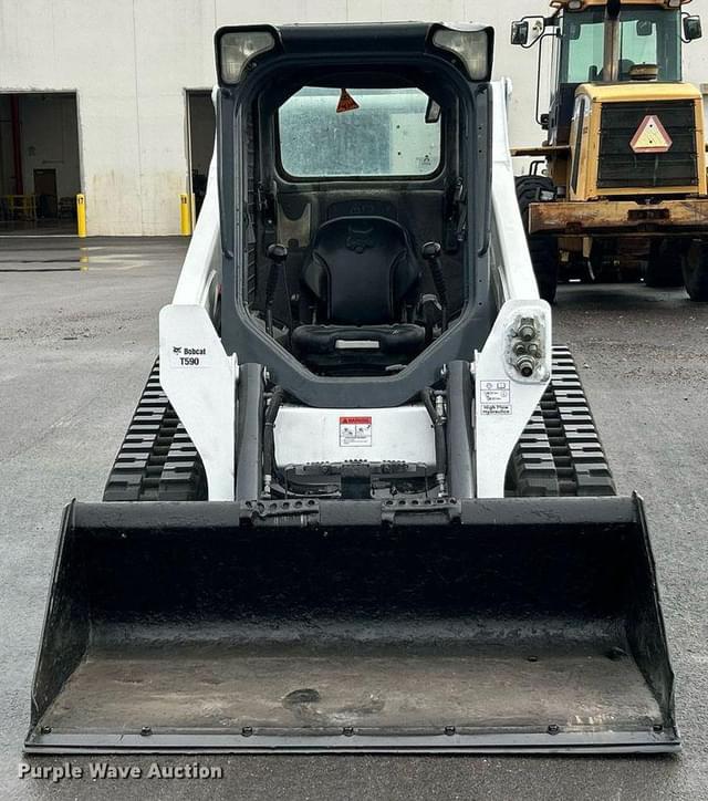 Image of Bobcat T590 equipment image 1