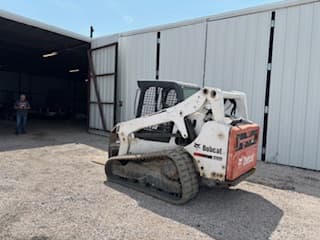 Image of Bobcat T650 equipment image 3