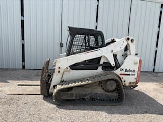 Image of Bobcat T650 equipment image 2