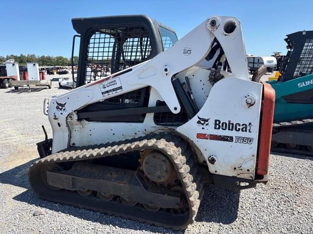 Image of Bobcat T650 equipment image 3