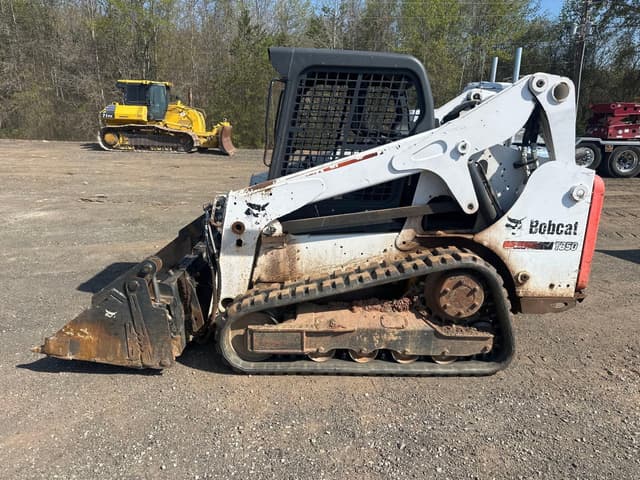 Image of Bobcat T650 equipment image 1