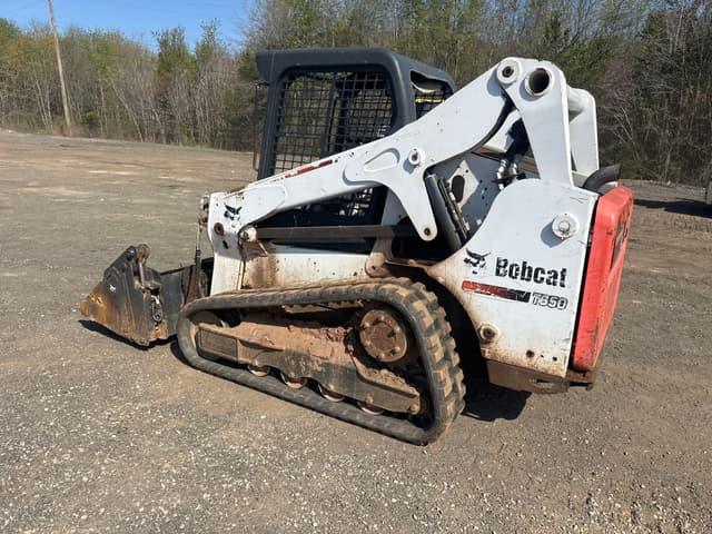 Image of Bobcat T650 equipment image 2