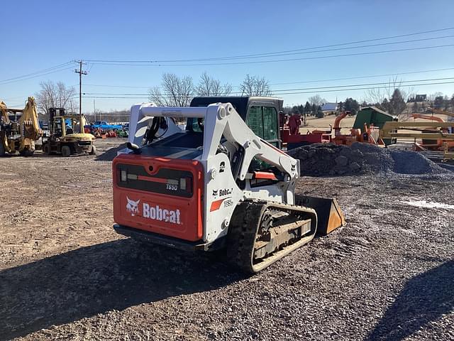 Image of Bobcat T650 equipment image 4