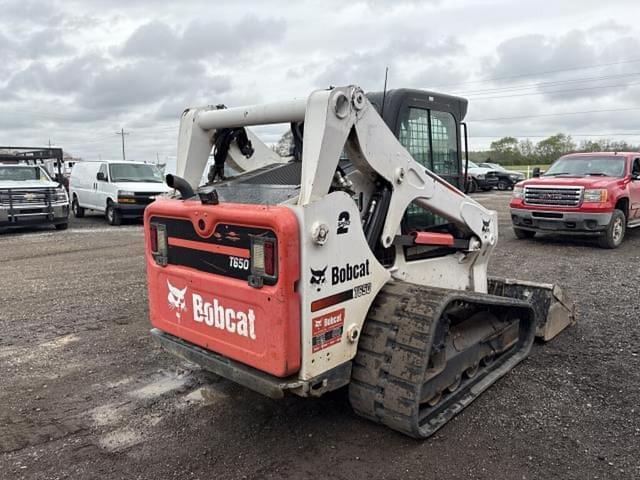 Image of Bobcat T650 equipment image 3