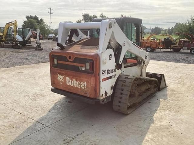 Image of Bobcat T650 equipment image 3