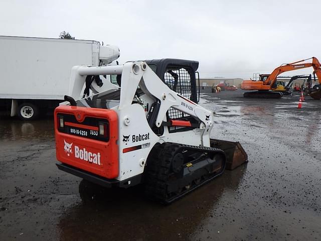 Image of Bobcat T650 equipment image 3