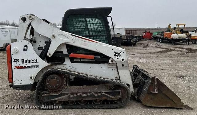 Image of Bobcat T650 equipment image 3