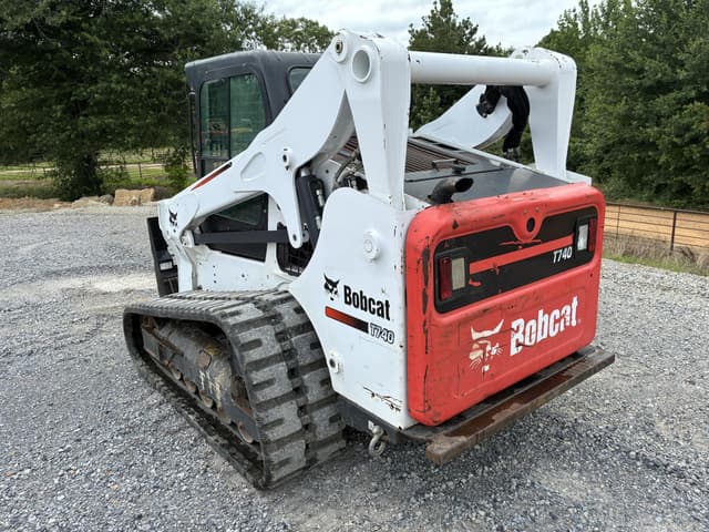 Image of Bobcat T740 equipment image 3