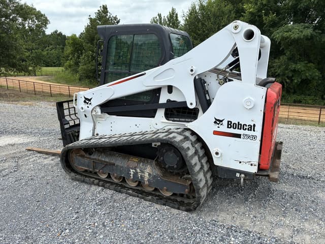 Image of Bobcat T740 equipment image 4