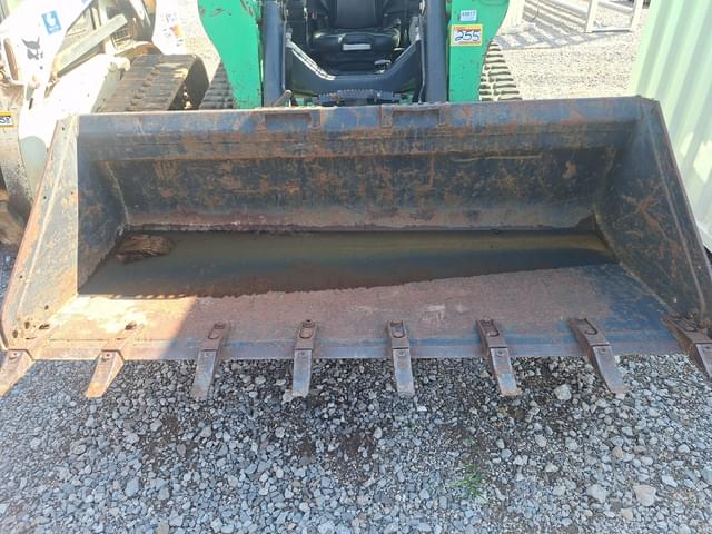 Image of Bobcat T740 equipment image 2