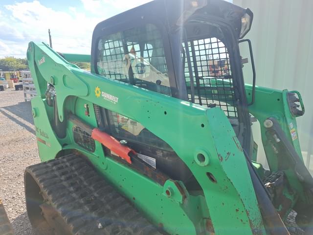 Image of Bobcat T740 equipment image 4
