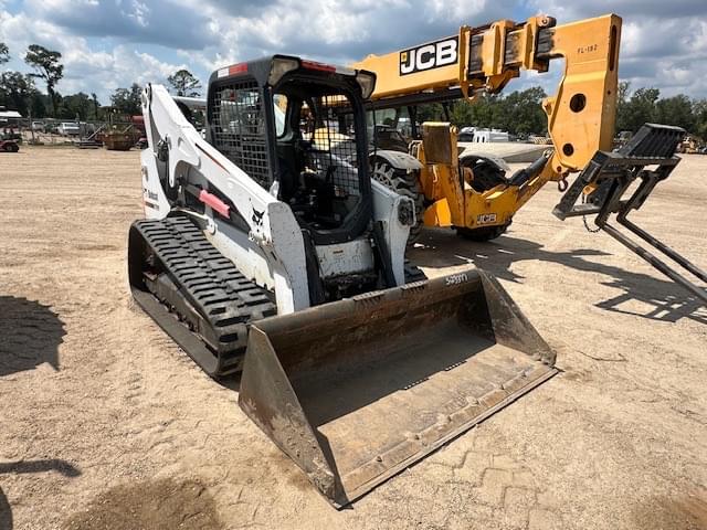 Image of Bobcat T740 equipment image 1