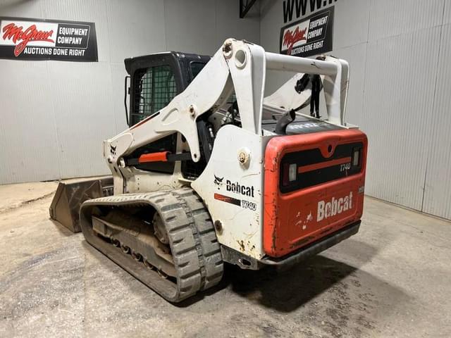Image of Bobcat T740 equipment image 2