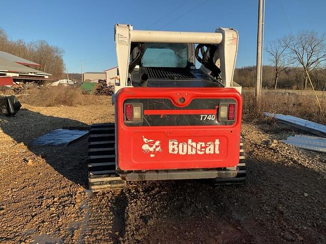 Image of Bobcat T740 equipment image 4