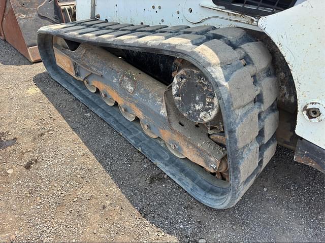 Image of Bobcat T750 equipment image 4
