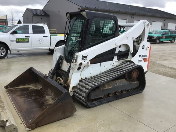 Main image Bobcat T750