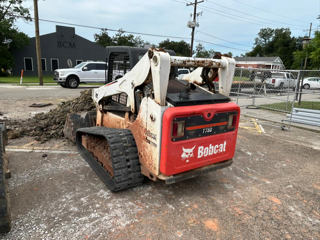 Image of Bobcat T750 equipment image 4