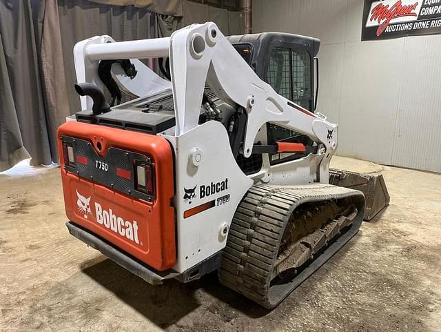 Image of Bobcat T750 equipment image 4