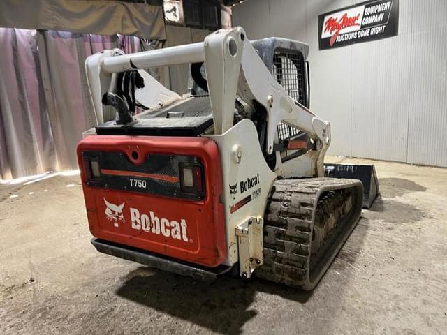 Image of Bobcat T750 equipment image 4