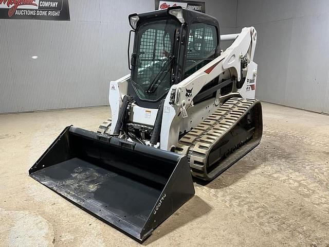 Image of Bobcat T750 equipment image 1