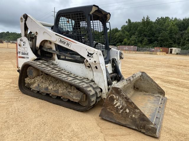 Image of Bobcat T750 equipment image 3