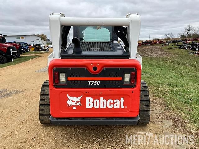 Image of Bobcat T750 equipment image 3