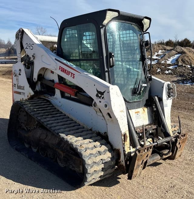 Image of Bobcat T750 equipment image 2