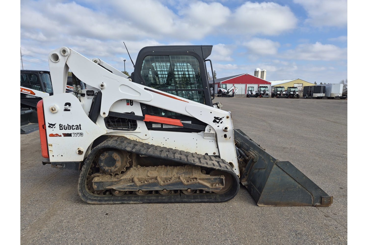 2016 Bobcat T770 Equipment Image0