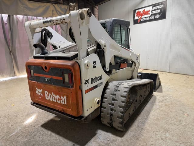 Image of Bobcat T870 equipment image 4
