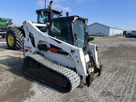 Main image Bobcat T870