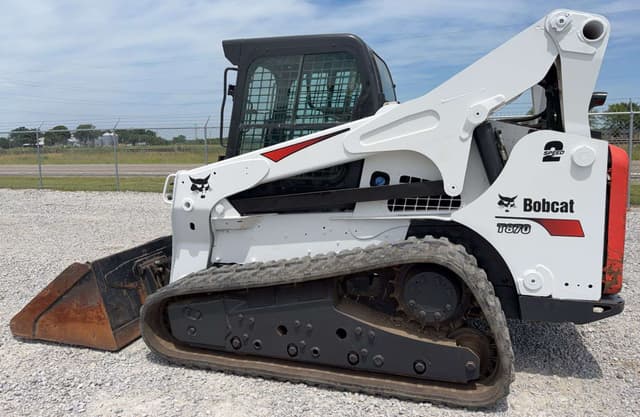 Image of Bobcat T870 equipment image 3