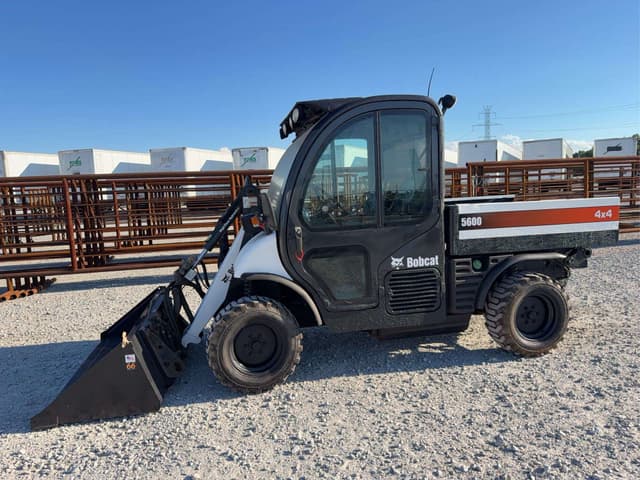 Image of Bobcat Toolcat 5600 equipment image 2
