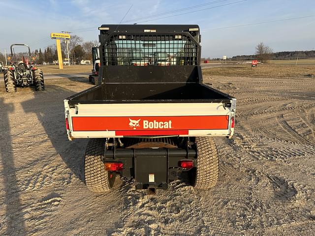 Image of Bobcat Toolcat 5600 equipment image 3